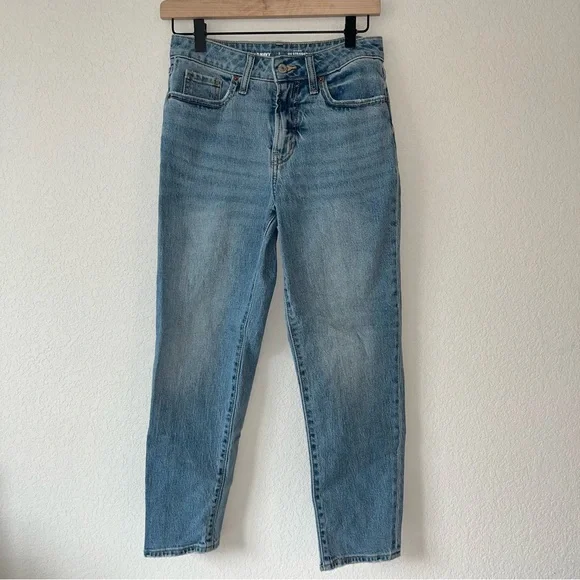 Old Navy High Rise OG Straight Blue Jeans - Picture 2 of 4